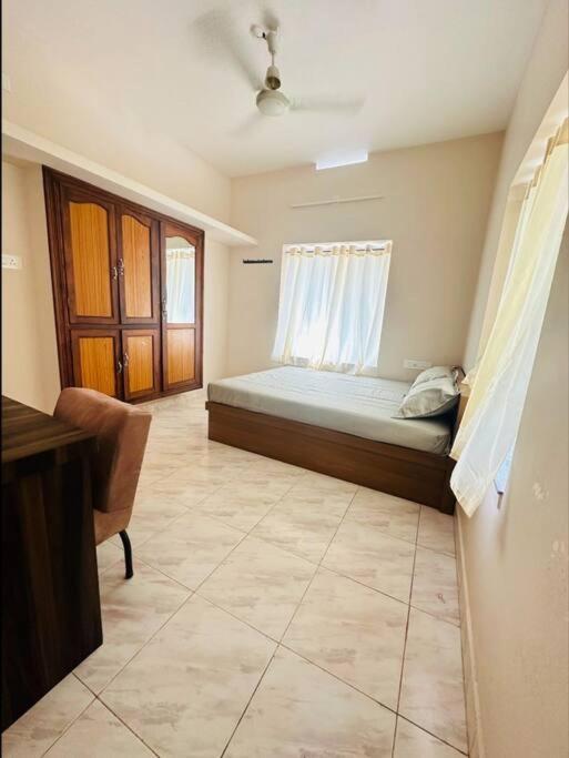 Home At Guruvayur 2 Ac Room,1 Single Bed,Kitchen Dış mekan fotoğraf